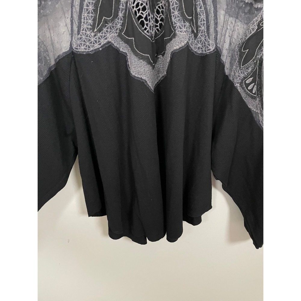 Free People Toni Top in Black Size Medium Boho Floral Casual - Picture 4 of 8